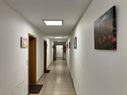 Flur, Eingang Mieteinheit, Gegenblick - 