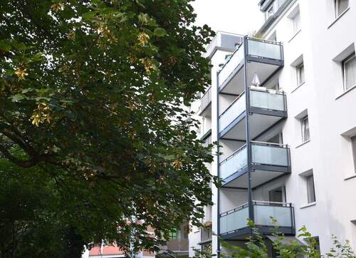 Großer Südbalkon nach Fertigstellung ähnlich - Nordstadtcharme pur und ein großer Südbalkon! Helle 3,5-Zimmer-Wohnung im 2.Stock, zentrale aber ruhige Lage in Rennweg