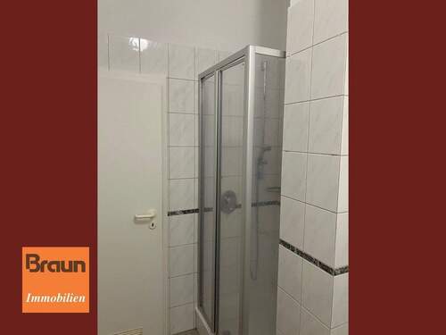 3,5-Zimmer-Mietwohnung, VS-S, Bad - 