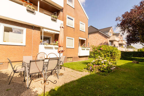 Vorgarten + Terrasse Haus 1 - Mehrfamilienhaus, Wohnhaus in Scharbeutz