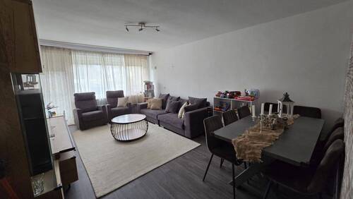 Wohnzimmer - Schöne 3-Zimmer-Wohnung mit Balkon in Sendling-Westpark