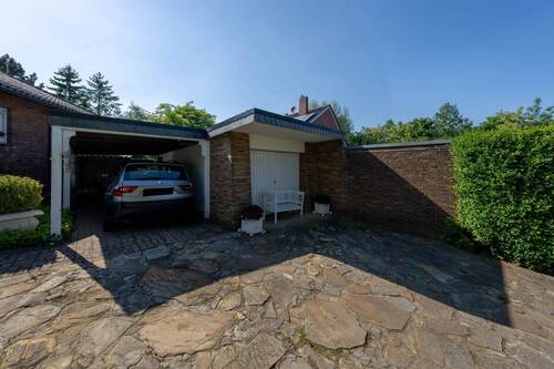 Garage - 