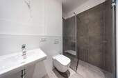 Badezimmer - 1 Zimmer Etagenwohnung in Leipzig