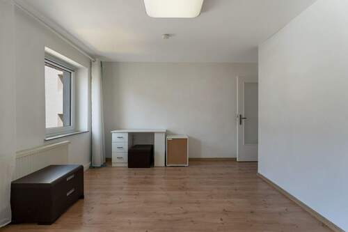 Schlafzimmer Fenster 1 OG. - 