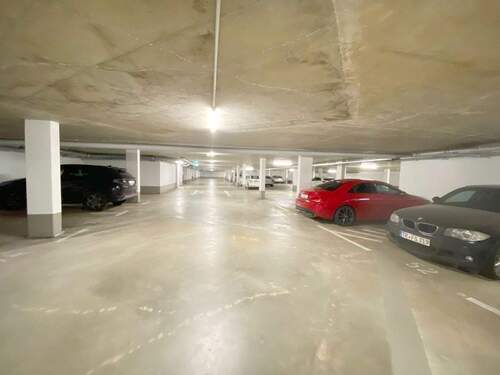 Stellplatz - Garage, Stellplatz in Trier