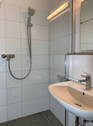 Bad mit Dusche - 