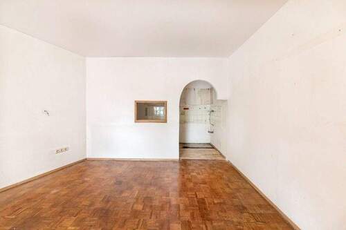 Oder doch eine offene Küche - 1 Zimmer Etagenwohnung zum Kaufen in München