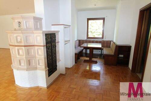  Wohnen - 6 Zimmer Mehrfamilienhaus, Wohnhaus in Nürnberg