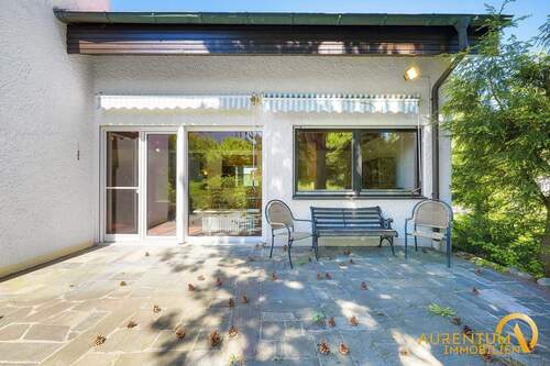 Terrasse - Einfamilienhaus mit 215,30 m&sup2; in Lappersdorf zum Kaufen