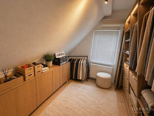 Ankleidezimmer DG - 