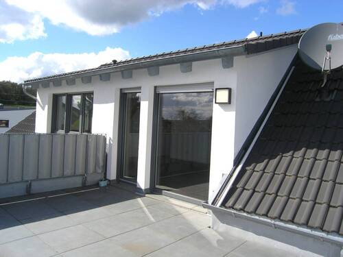 Dachterrasse - 2 Zimmer Etagenwohnung in Leinburg-Unterhaidelbach