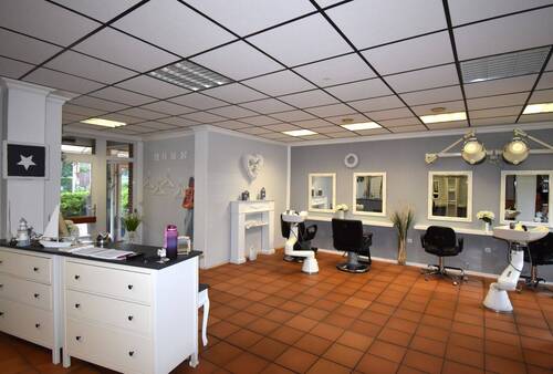 Bild 1 - 2 Zimmer Gewerbeobjekt (Büro, Produktion, Verkauf) zur Miete in Holm