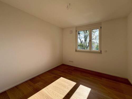 Zimmer 3 - 