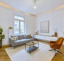 Stilvolle Hochparterre-Wohnung im denkmalgeschützten Altbau mit Terrasse - Frankfurt am Main Nordend-Ost