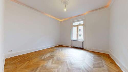 Wohnbereich Ansicht I - 5 Zimmer Etagenwohnung zum Kaufen in Frankfurt am Main