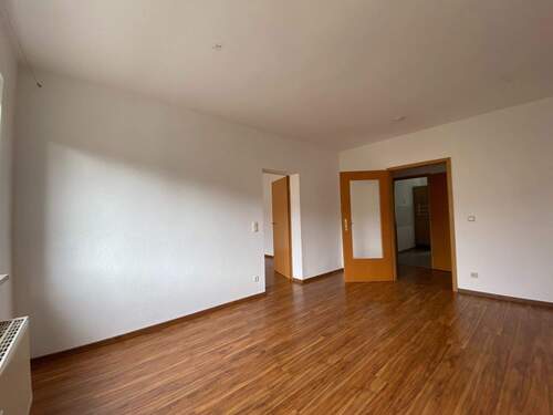 Wohnzimmer - Etagenwohnung mit 54,80 m² in Gera zur Miete