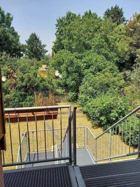 Wohnung 2. OG mit kleinem Balkon - 