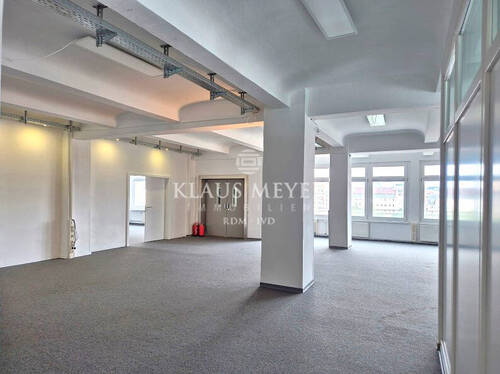 Lastenaufzug - Büro mit 272,00 m&sup2; in Hamburg-Hammerbrook zur Miete