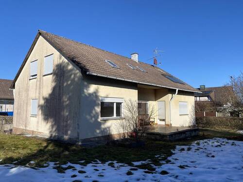 Südwestansicht - 8 Zimmer Mehrfamilienhaus, Wohnhaus in Neuhausen