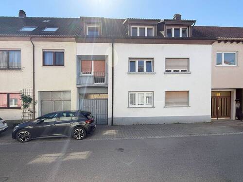 Vorderansicht - 3 Zimmer Etagenwohnung zum Kaufen in Hockenheim