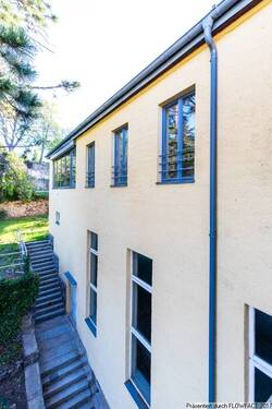 Westansicht Saalanbau mit Loftfenster - 