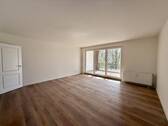 Wohnzimmer - 2 Zimmer Etagenwohnung zum Kaufen in Hamburg