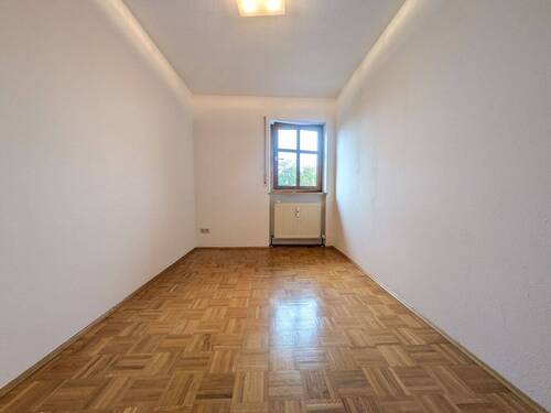 Zimmer (1).jpg - 3 Zimmer Etagenwohnung in Pocking