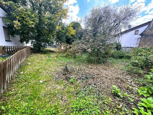 Gartenansicht I - Grundstück in Frankfurt am Main