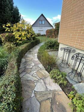 Wege am Haus vorbei - 