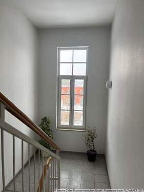 Treppenhaus - 2 Zimmer Etagenwohnung in Leipzig