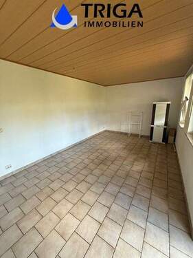 Arbeitsraum mit Ausgang zum Garten - 