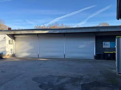 Rückwärtige Ansicht - Halle in Schiffweiler zum Kaufen