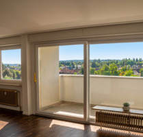 Große 4-Zi.-Whg., VS-Villingen!!! 7.OG, ca. 130m² Wfl.,großer Balkon, HSM-Service!!! Renoviert & sehr gut vermietet!!! - Villingen-Schwenningen