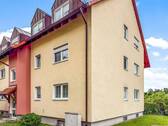 Außenansicht - Helle Eigentumswohnung mit Südbalkon (A1721)