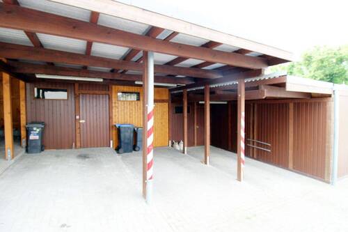 Carport mit Schuppen - 