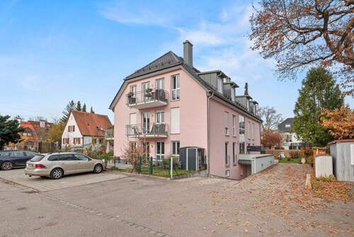 Hausansicht - 3 Zimmer Etagenwohnung in Karlsfeld