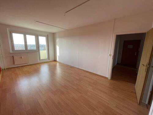 Wohnzimmer - 2 Zimmer Etagenwohnung zur Miete in Aschersleben