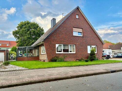 Bild 1 - Geräumiges, modernisiertes Einfamilienhaus in beliebter Wohnlage