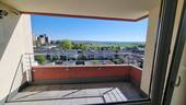Balkon 1 - Aussicht inclusive im 8.OG nach Stuttgart und zum Salonwald Ludwigsburg