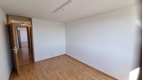 Kinderzimmer oder Büro 3 - 