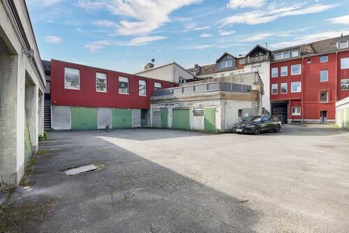 Garagenhof - Mehrfamilienhaus, Wohnhaus mit 873,00 m&sup2; in Essen zum Kaufen