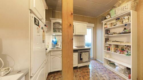Küche - 3 Zimmer Etagenwohnung zum Kaufen in Stuttgart