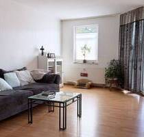 Gemütliche Wohnung mit Balkon und Garagenstellplatz - Köthen (Anhalt)