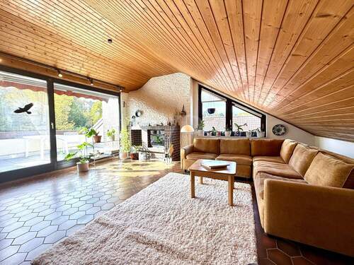 Dachstudio mit Loggia - Einfamilienhaus mit 204,00 m² in Bad Soden am Taunus zum Kaufen