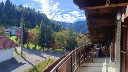 Blick vom Balkon - Etagenwohnung mit 51,60 m² in Wertach zum Kaufen