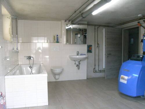 zusätzl. Hygienebereich im Keller - 