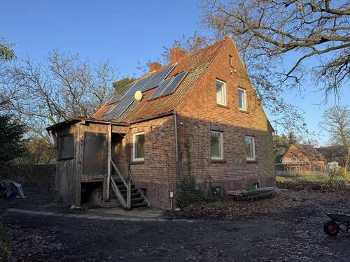 Seitenansicht Hauseingang - Projekt für Macher - Haus mit Potential
