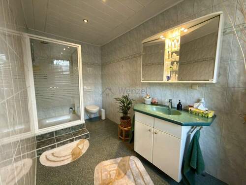 Badezimmer 1. Obergeschoss - 