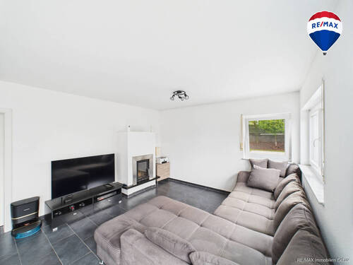 RE/MAX Immobilien DeLux Haus Konz - Roscheider Hof - 