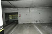 Tiefgaragenstellplatz - 